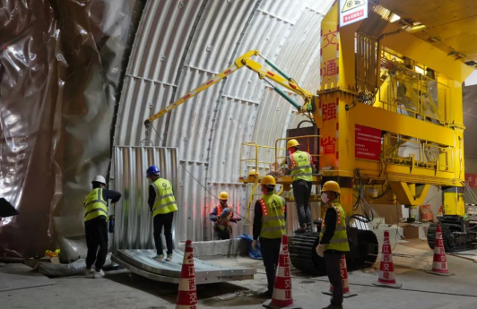 扎进红土地 筑基新赣鄱——记第22届铁路青年五四奖章集体2026世界杯官网岩土工程教研团队