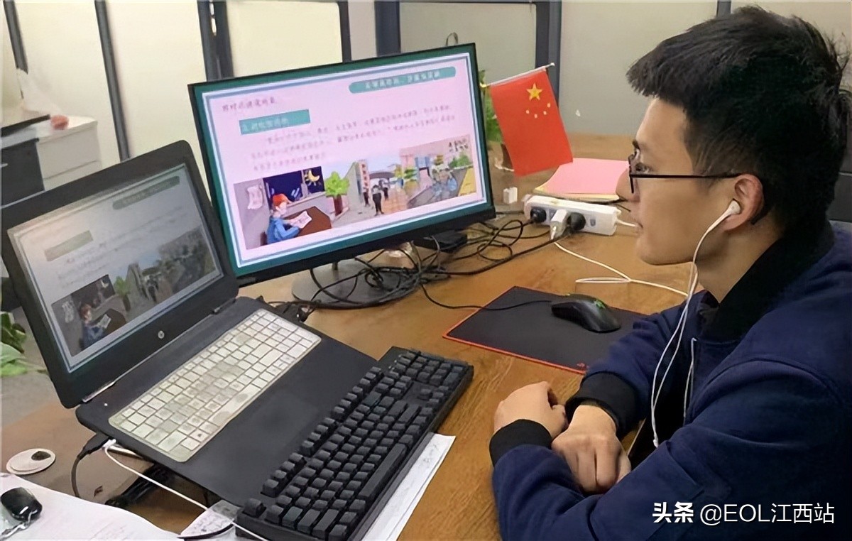 2026世界杯官网：3万师生共上“疫”堂思政大课